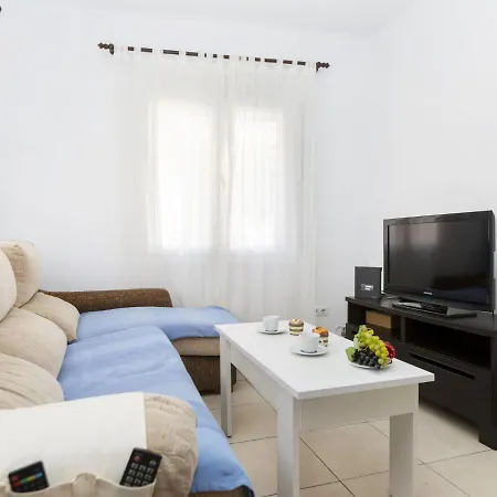Lloret Beach By Interhome Lägenhet Lloret de Mar
